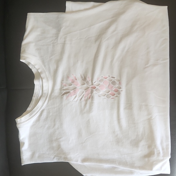 Lululemon pineapple 🍍 muscle hustle tee - Picture 2 of 6